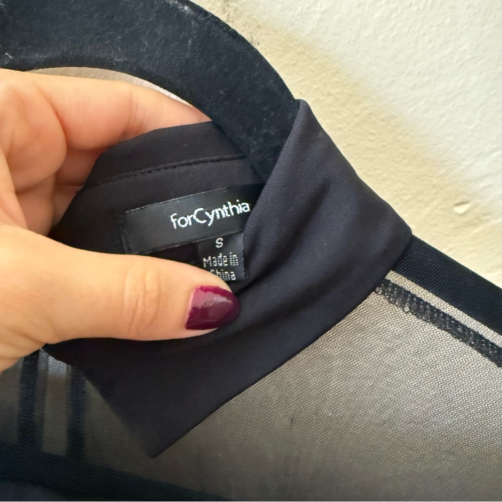 For Cynthia | Black Mesh Detail Top – Size S - Picture 3 of 4